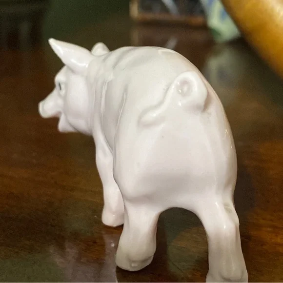 Pink Porcelain Pig - Picture 2 of 4